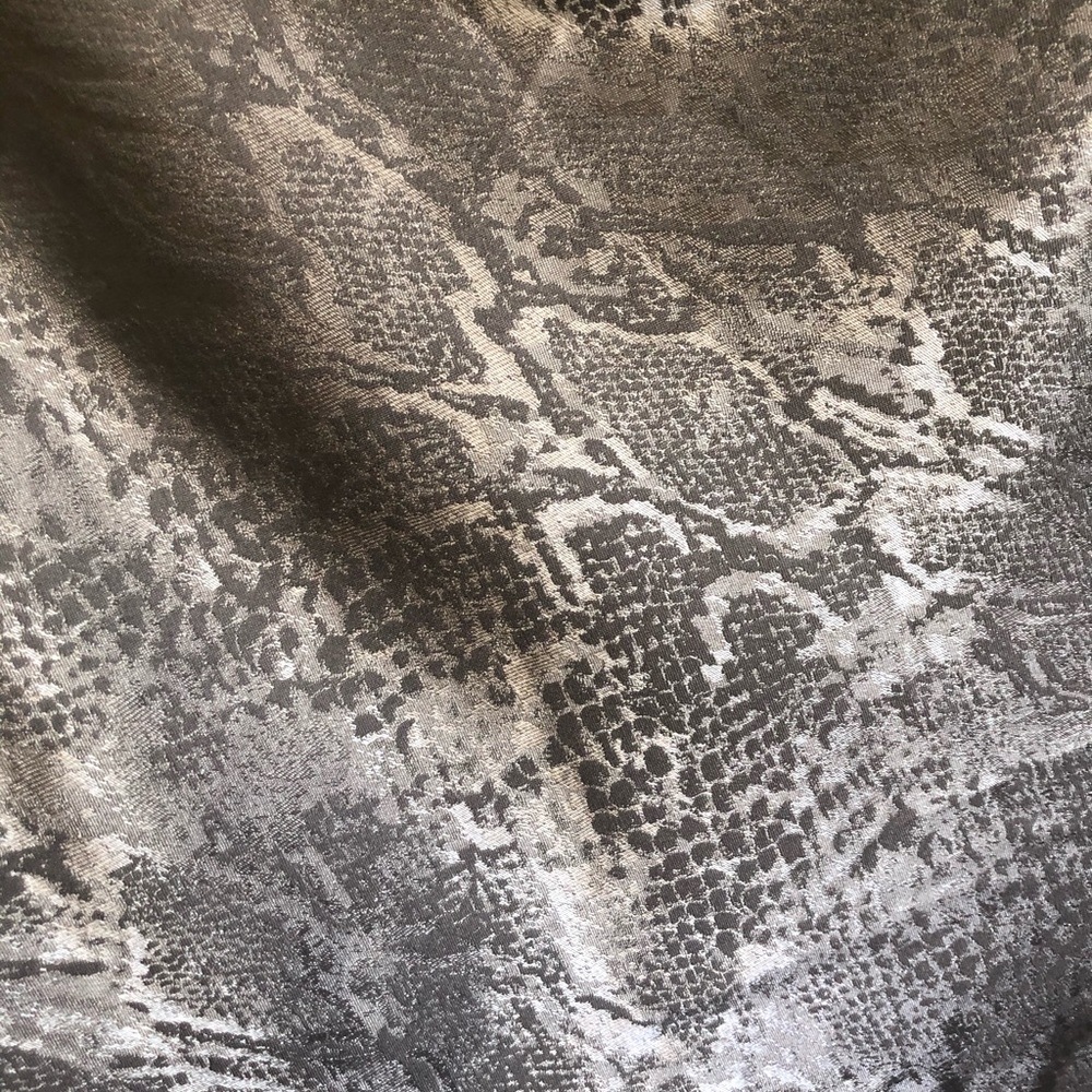 Snake Pattern Camisoles - Picture 4 of 4